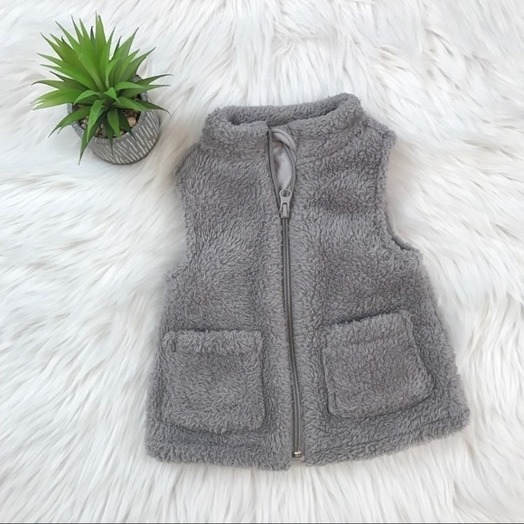 Old navy grey teddy vest - Picture 1 of 4